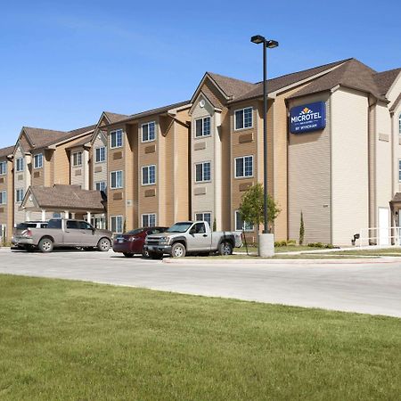 Microtel Inn & Suites Pleasanton Extérieur photo