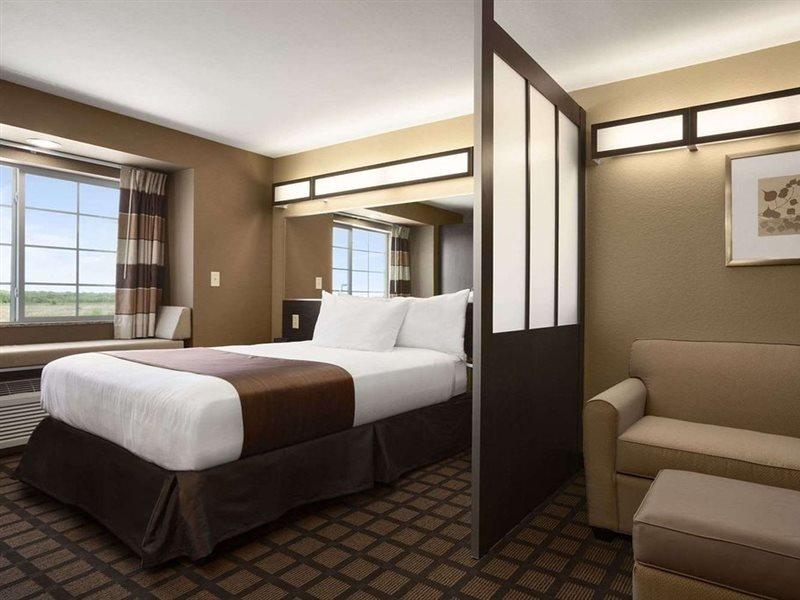 Microtel Inn & Suites Pleasanton Extérieur photo